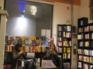 Chiara Gasperini e Monica Peccolo alla libreria Nardini di Firenzei